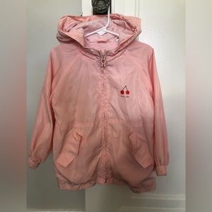 Lightweight rain jacket